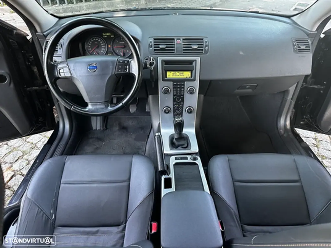 Volvo V50 2010 - 4700 EUR, 280000 km - 280000km - foto 5 de 15