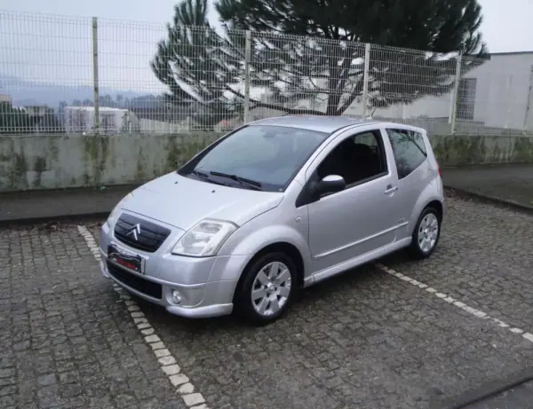 Citroën C2 2008 - 4500 EUR, 255000 km - AUTO.MOTO.pt - 255000km - foto 2 de 11