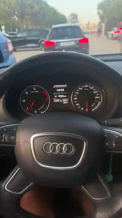 Audi A3 Sportback 2013 - 10490 EUR, 173000 km - AUTO.MOTO.pt - 173000km - foto 6 de 13