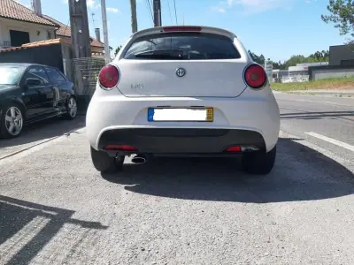 Alfa Romeo MiTo 2018 - 8000 EUR, 234180 km - AUTO.MOTO.pt - 234180km - foto 10 de 46