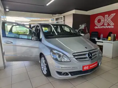 Mercedes-Benz B 200 2005 - 6950 EUR, 226000 km - AUTO.MOTO.pt - 226000km - foto 5 de 22