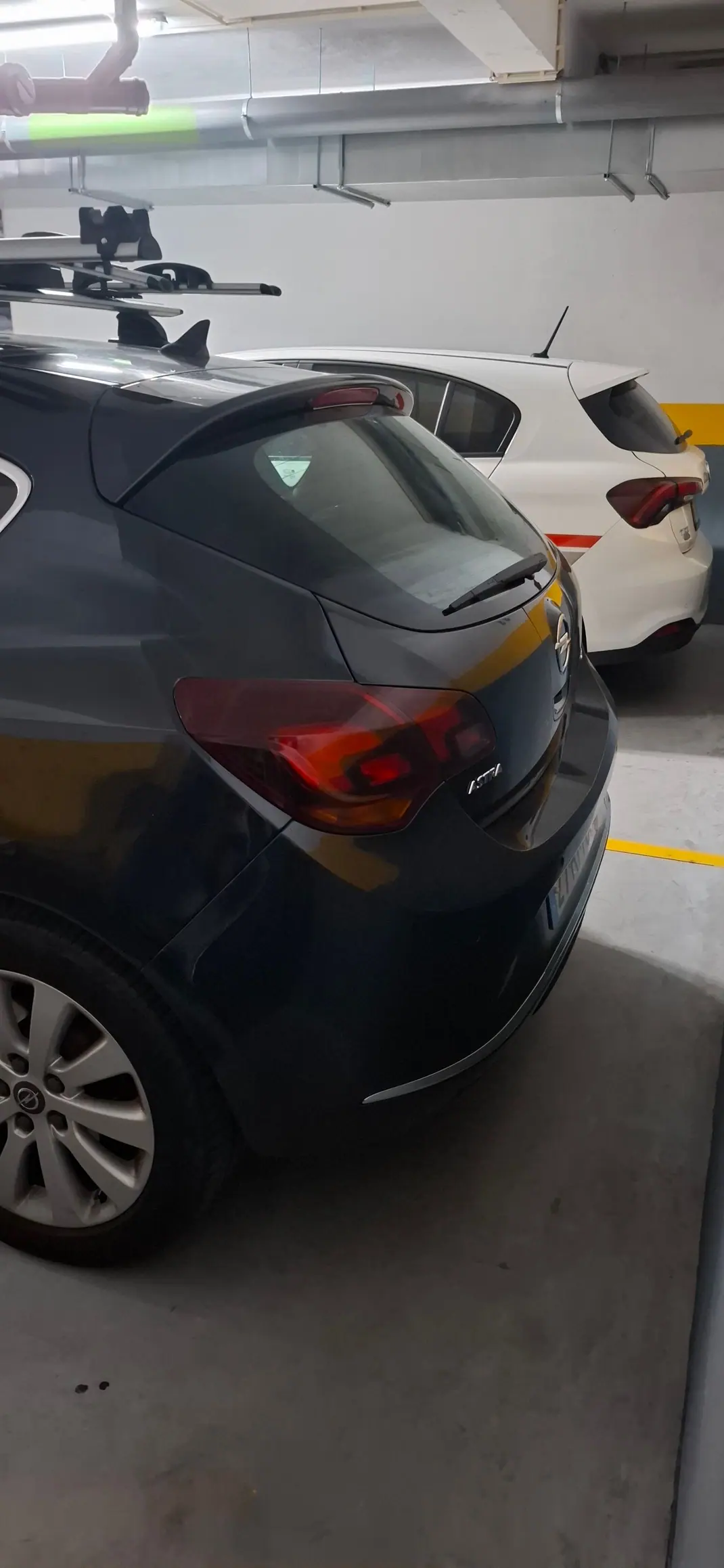 Opel Astra 2013 - 7000 EUR, 221000 km - 221000km - foto 11 de 11
