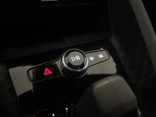 Polestar 2 2022 - 35500 EUR, 39000 km - 39000km - foto 37 de 43