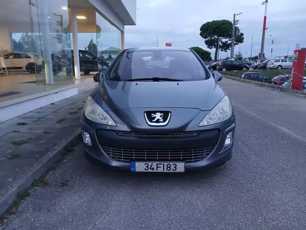 Peugeot 308 2008 - 6800 EUR, 159500 km - AUTO.MOTO.pt - 159500km - foto 2 de 20
