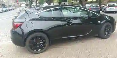 Opel Astra GTC 2017 - 19500 EUR, 62000 km - AUTO.MOTO.pt - 62000km - foto 5 de 15