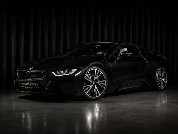 BMW i8 2015 - 69000 EUR, 91500 km - AUTO.MOTO.pt - 91500km - foto 4 de 17
