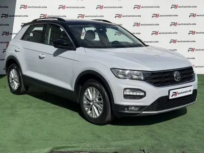 Volkswagen T-Roc 2018 - 16990 EUR, 108000 km - AUTO.MOTO.pt - 108000km - foto 5 de 11
