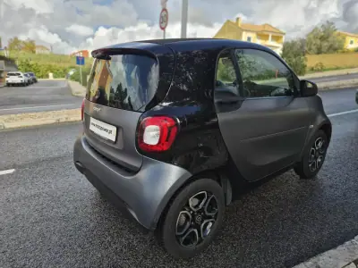 Smart Fortwo Cabrio 2015 - 12480 EUR, 70000 km - AUTO.MOTO.pt - 70000km - foto 7 de 9