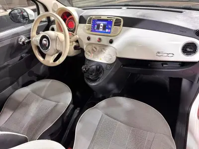 Fiat 500 2015 - 10900 EUR, 127625 km - AUTO.MOTO.pt - 127625km - foto 10 de 29