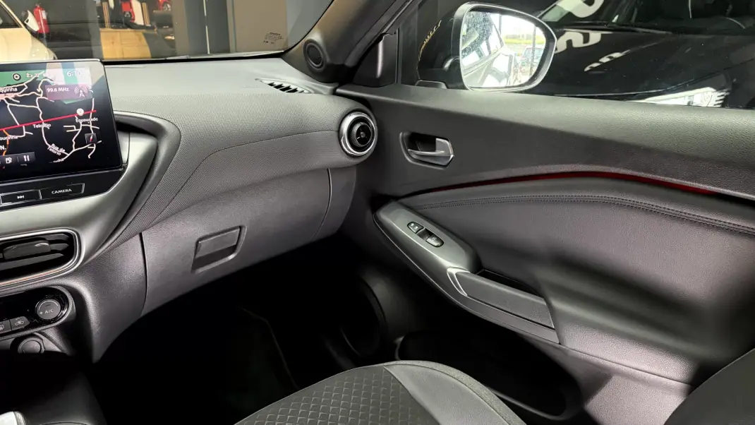 Nissan Juke 2025 - 21470 EUR, 27000 km - AUTO.MOTO.pt - 27000km - foto 28 de 43