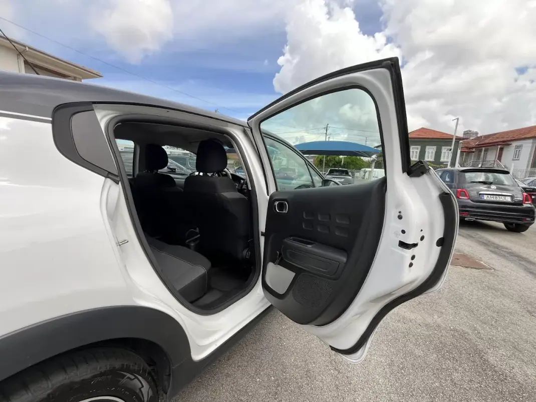 Citroën C3 2019 - 8750 EUR, 123000 km - AUTO.MOTO.pt - 123000km - foto 34 de 48