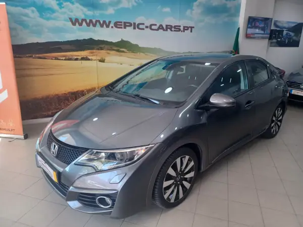 Honda Civic 2016 - 14890 EUR, 120487 km - AUTO.MOTO.pt - 120487km - foto 4 de 34