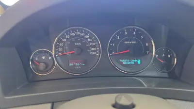 Jeep Grand Cherokee 2005 - 19900 EUR, 267367 km - 267367km - foto 40 de 52