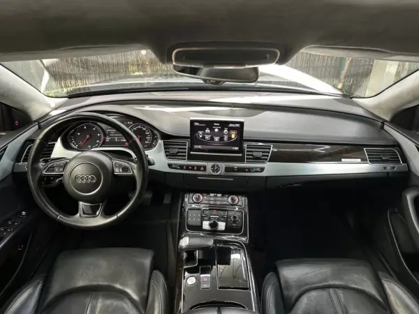 Audi A8 2016 - 39000 EUR, 170000 km - AUTO.MOTO.pt - 170000km - foto 13 de 53