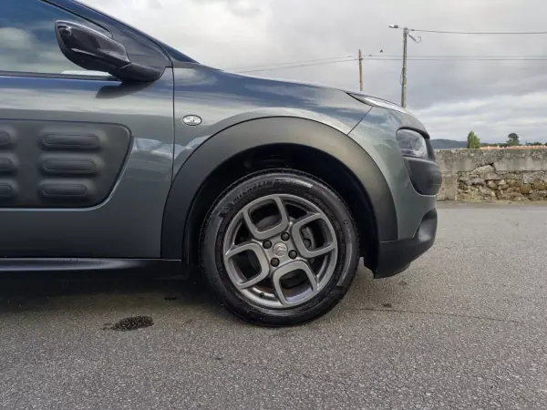Citroën C4 Cactus 2016 - 12990 EUR, 161000 km - 161000km - foto 9 de 35