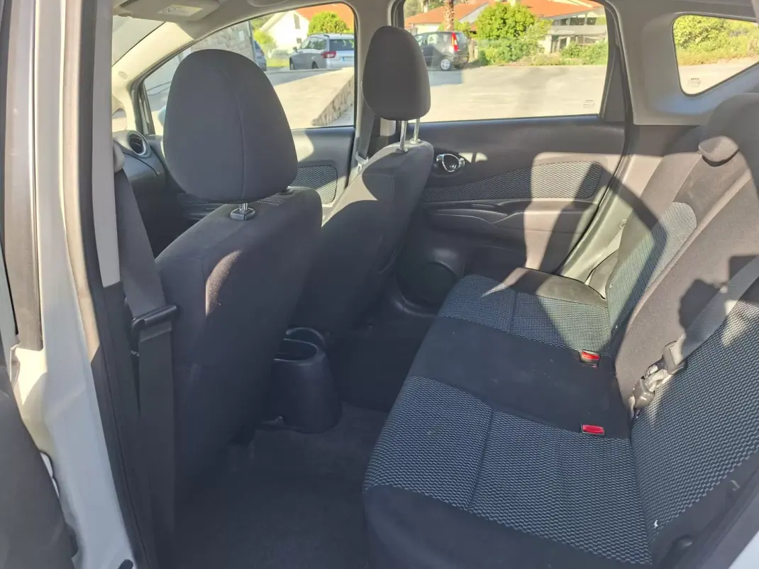 Nissan Note 2014 - 6350 EUR, 172567 km - AUTO.MOTO.pt - 172567km - foto 6 de 21