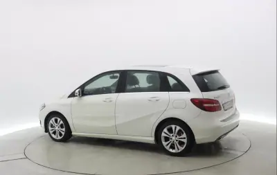 Mercedes-Benz B 200 2014 - 15500 EUR, 116525 km - AUTO.MOTO.pt - 116525km - foto 5 de 7