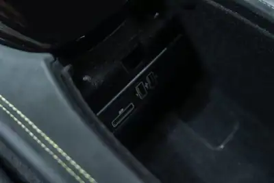 Mercedes-Benz AMG GT 2020 - 279950 EUR, 12000 km - AUTO.MOTO.pt - 12000km - foto 59 de 60