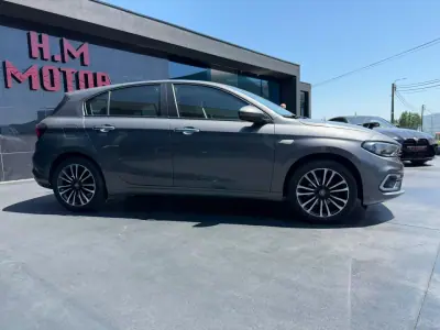 Fiat Tipo 2022 - 15300 EUR, 68245 km - AUTO.MOTO.pt - 68245km - foto 3 de 11