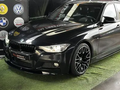 BMW 318 2014 - 18750 EUR, 237000 km - AUTO.MOTO.pt - 237000km - foto 4 de 40