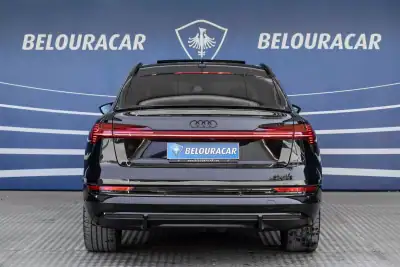 Audi e-tron Sportback 2022 - 47500 EUR, 62757 km - AUTO.MOTO.pt - 62757km - foto 5 de 19