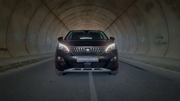 Peugeot 3008 2020 - 21500 EUR, 90000 km - AUTO.MOTO.pt - 90000km - foto 29 de 29