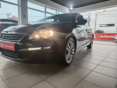 Peugeot 308 2014 - 9350 EUR, 207000 km - AUTO.MOTO.pt - 207000km - foto 6 de 34