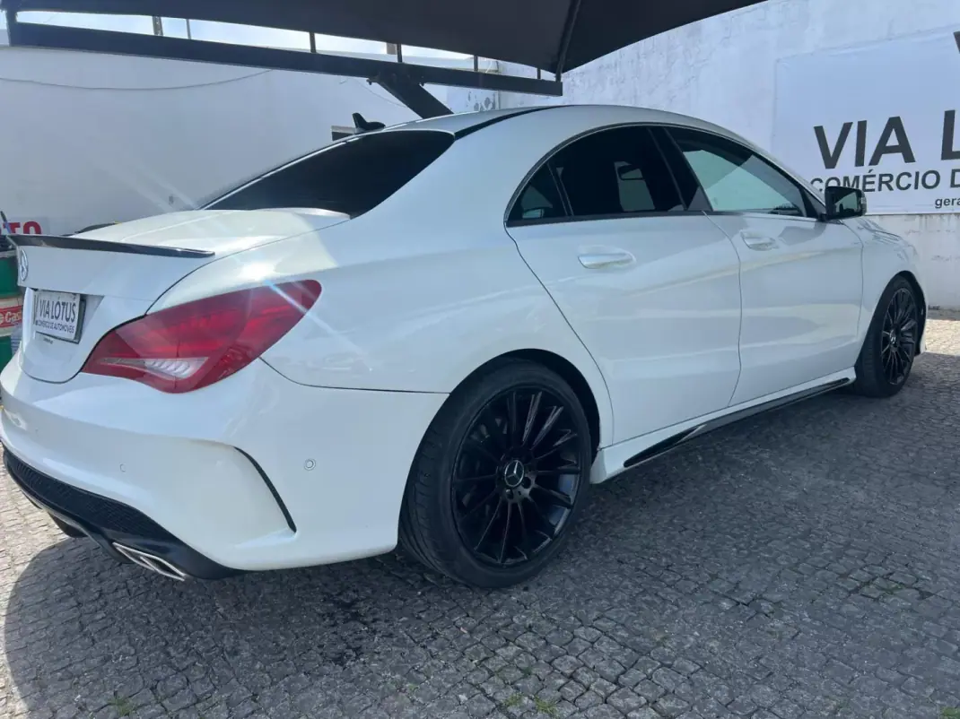 Mercedes-Benz CLA 180 2015 - 17800 EUR, 265000 km - AUTO.MOTO.pt - 265000km - foto 5 de 5