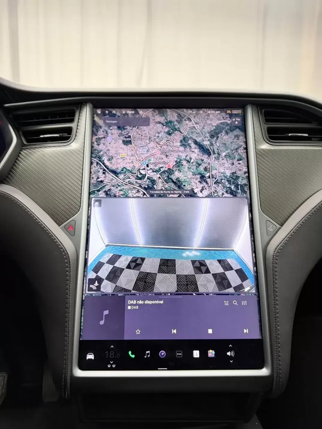 Tesla Model X 2018 - 31999 EUR, 151000 km - AUTO.MOTO.pt - 151000km - foto 13 de 23
