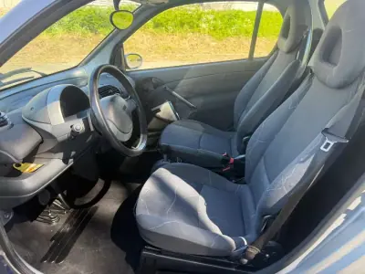 Smart ForTwo Coupé 2004 - 3550 EUR, 170000 km - AUTO.MOTO.pt - 170000km - foto 7 de 19