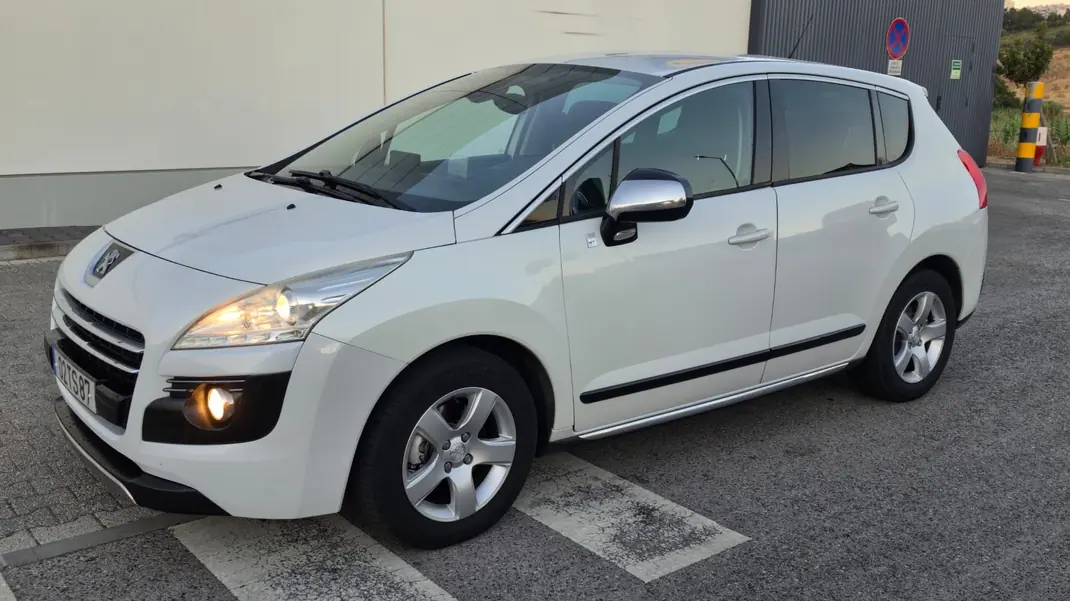 Peugeot E-5008 2013 - 6999 EUR, 250000 km - 250000km - foto 10 de 12