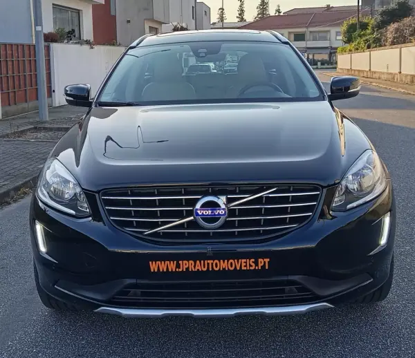 Volvo XC 60 2015 - 17990 EUR, 134200 km - AUTO.MOTO.pt - 134200km - foto 2 de 21