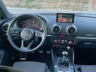 Audi A3 Limousine 2019 - 24999 EUR, 107600 km - AUTO.MOTO.pt - 107600km - foto 37 de 43