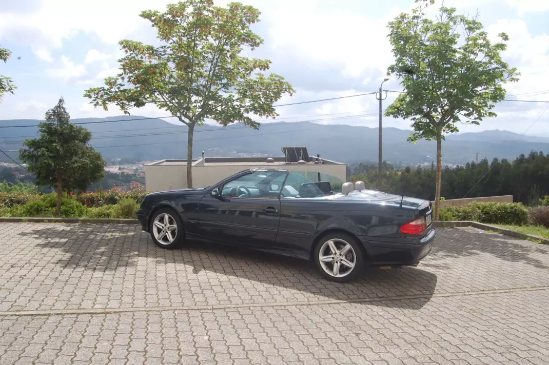 Mercedes-Benz CLK 200 1999 - 11000 EUR, 114500 km - 114500km - foto 4 de 12