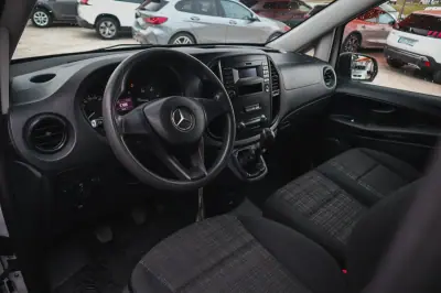 Mercedes-Benz Citan 109 CDI Longa Crew 2019 - 17880 EUR, 141000 km - AUTO.MOTO.pt - 141000km - foto 2 de 15