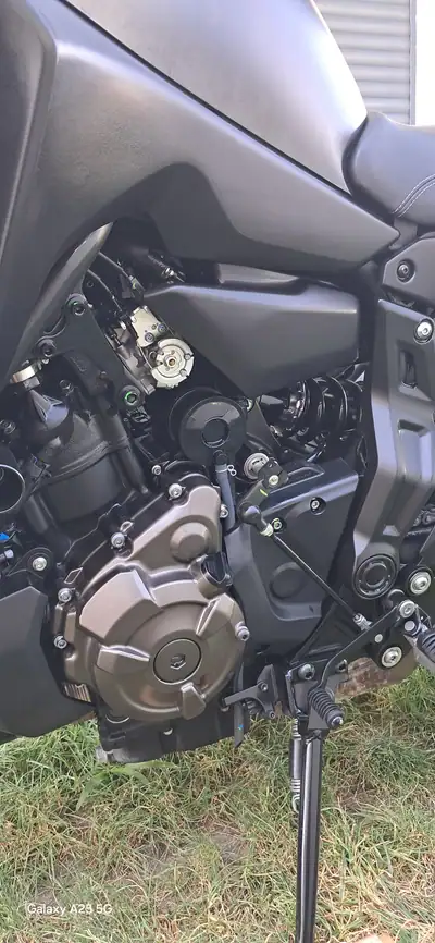 Yamaha MT 07 2023 - 8000 EUR, 4500 km - AUTO.MOTO.pt - 4500km - foto 14 de 17