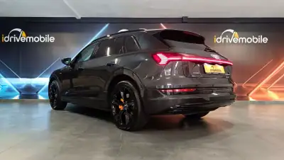 Audi e-tron 2019 - 42900 EUR, 78950 km - AUTO.MOTO.pt - 78950km - foto 15 de 58