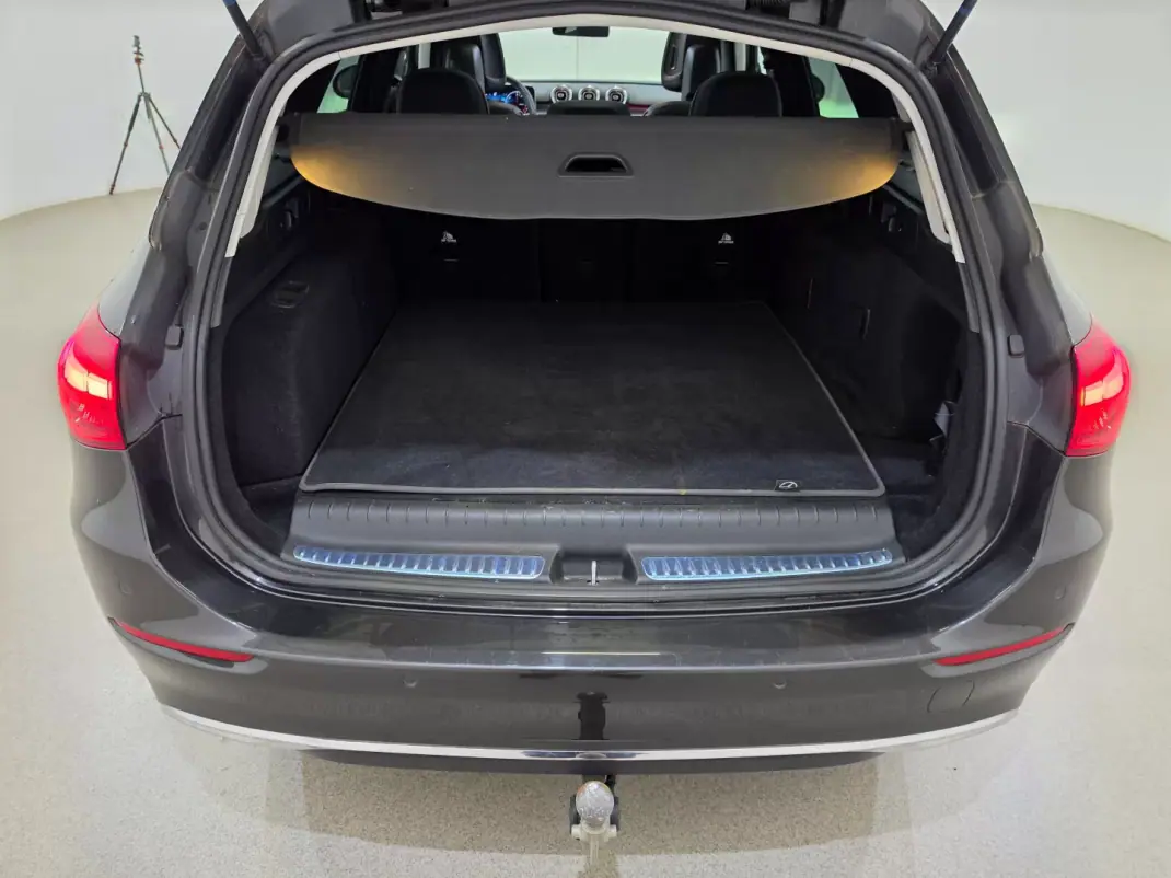 Mercedes-Benz C 300e 2022 - 29250 EUR, 140500 km - 140500km - foto 19 de 20