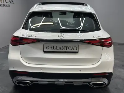 Mercedes-Benz GLC 300 2024 - 66500 EUR, 12000 km - AUTO.MOTO.pt - 12000km - foto 15 de 45