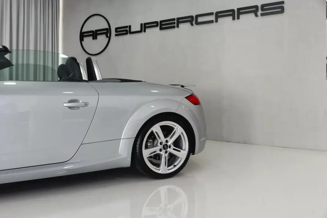 Audi TT Roadster 2015 - 33950 EUR, 151742 km - 151742km - foto 10 de 55