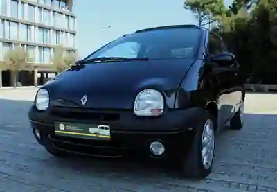 Renault Twingo 2004 - 4790 EUR, 126549 km - foto 4 de 15