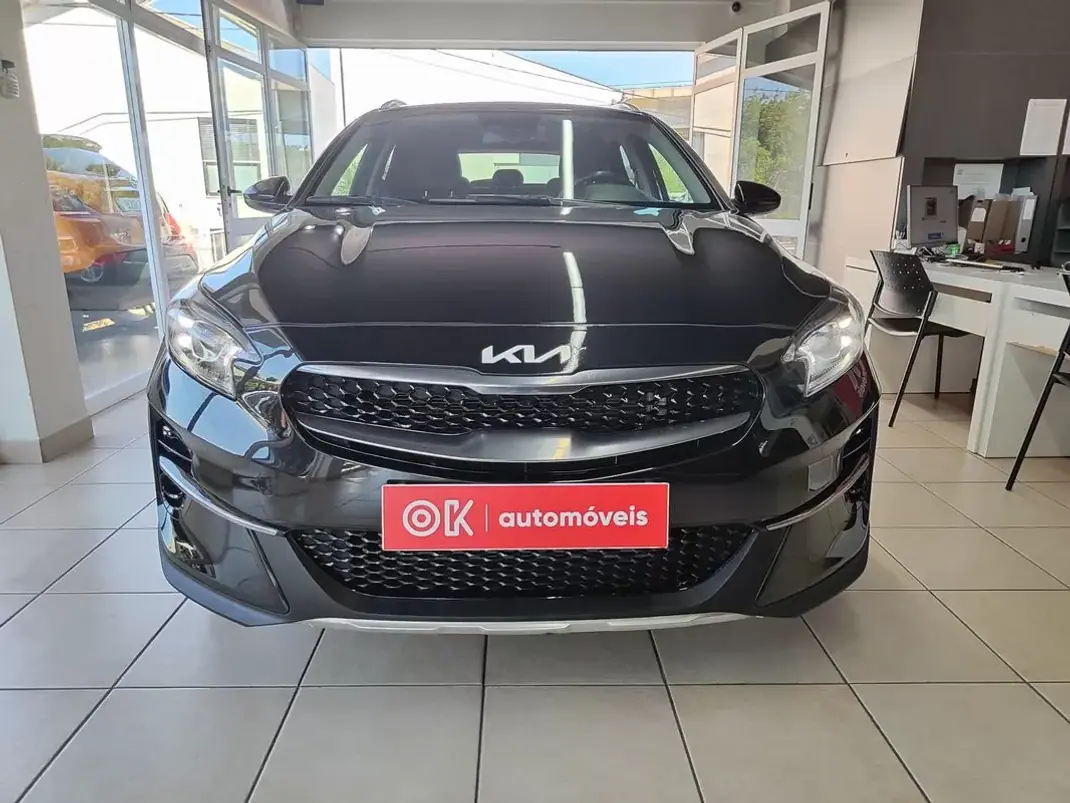 Kia XCeed 2022 - 17500 EUR, 68000 km - 68000km - foto 3 de 37