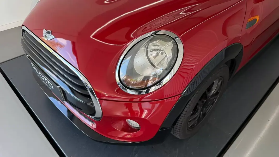 MINI One 2015 - 10990 EUR, 94000 km - AUTO.MOTO.pt - 94000km - foto 2 de 16
