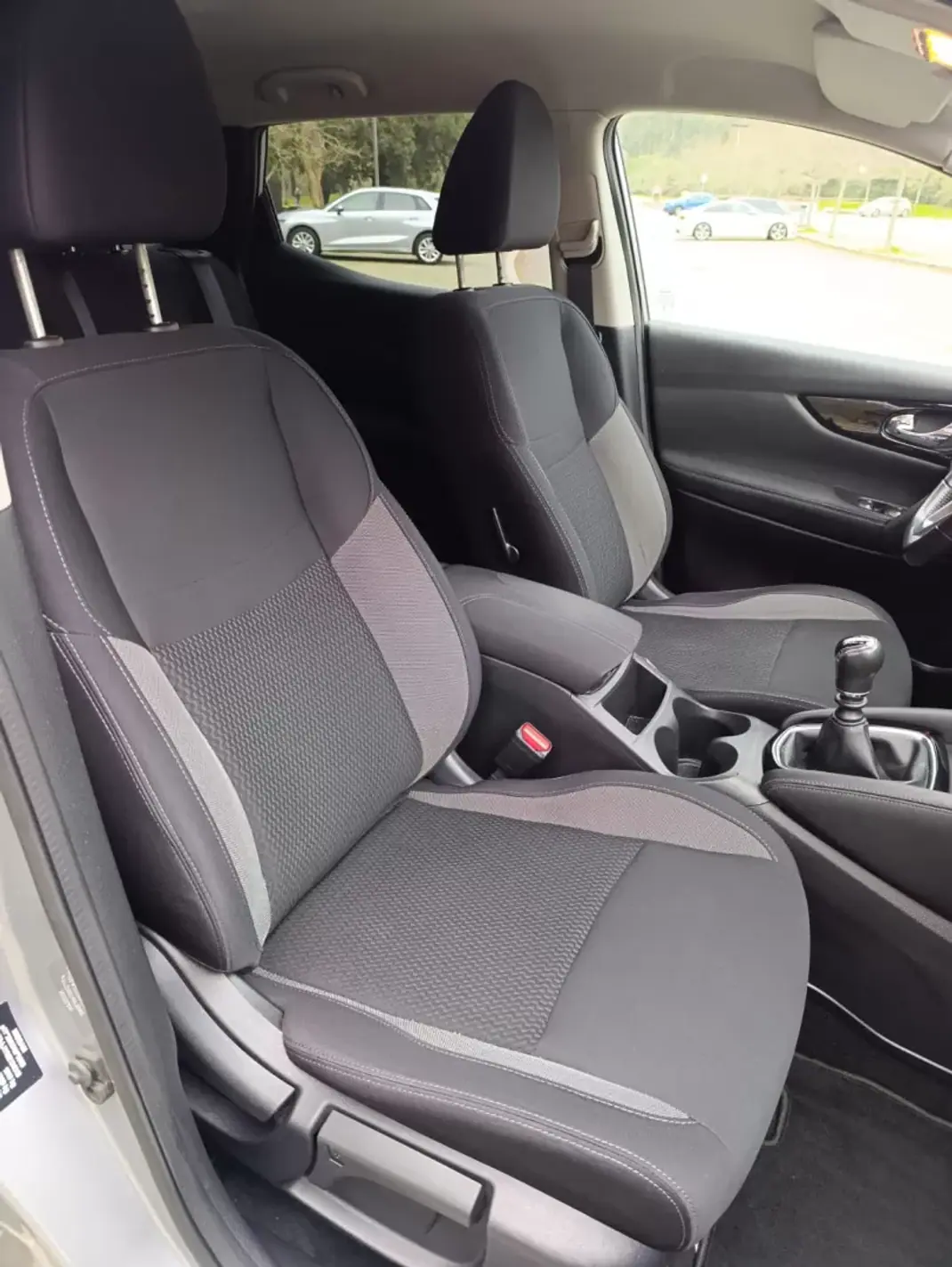 Nissan Qashqai 2018 - 16850 EUR, 139463 km - AUTO.MOTO.pt - 139463km - foto 15 de 16