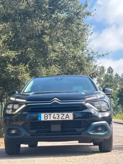 Citroën e-C4 2022 - 19900 EUR, 75680 km - AUTO.MOTO.pt - 75680km - foto 26 de 71