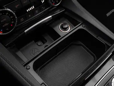 Mercedes-Benz CLS 350 2013 - 26950 EUR, 199000 km - AUTO.MOTO.pt - 199000km - foto 46 de 100