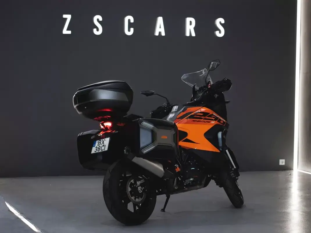 KTM 1190 RC8 R Race Spec 2024 - 20990 EUR, 2705 km - AUTO.MOTO.pt - 2705km - foto 11 de 14