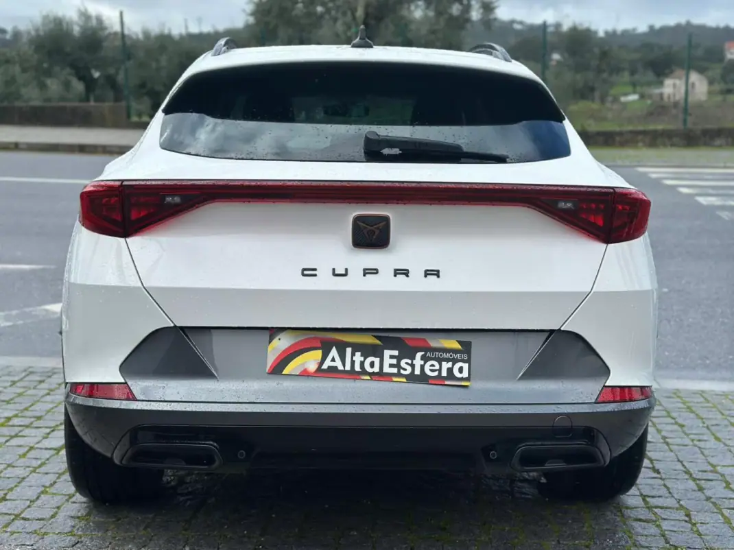 Cupra Formentor 2022 - 28900 EUR, 113061 km - AUTO.MOTO.pt - 113061km - foto 4 de 26