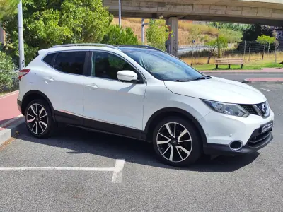Nissan Qashqai 2014 - 13980 EUR, 212500 km - AUTO.MOTO.pt - 212500km - foto 5 de 46