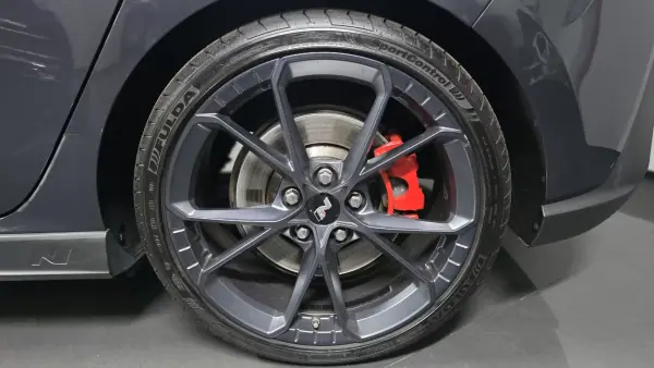 Hyundai i30 N 2022 - 34990 EUR, 94000 km - AUTO.MOTO.pt - 94000km - foto 30 de 46